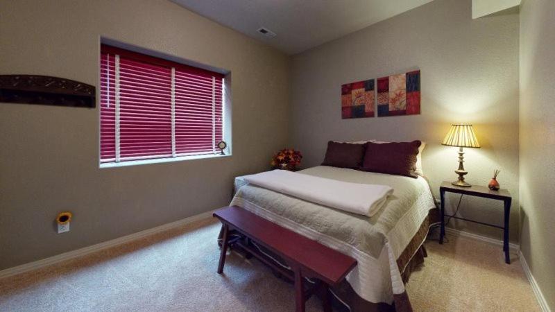 120 Winding Meadow By Vacation Rentals For You Monument Eksteriør billede
